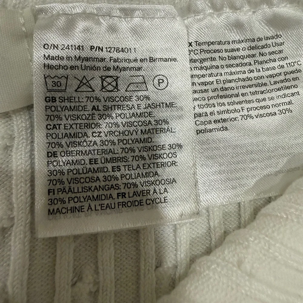 H&M Kids Cable Knit Polo Dress – Size 8–10Y (134/140)